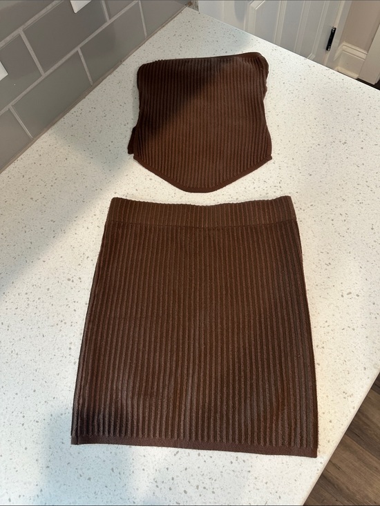 White Fox Boutique Dresses & Skirts - White Fox Boutique Brown Ribbed Knit Mini Skirt and Top